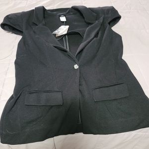 Fun jacket with cap sleeves and fauz crystal style button